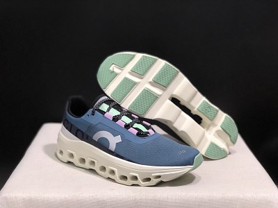 On Cloud Shoes-189