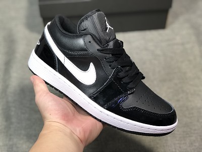 Women Jordan 1-057