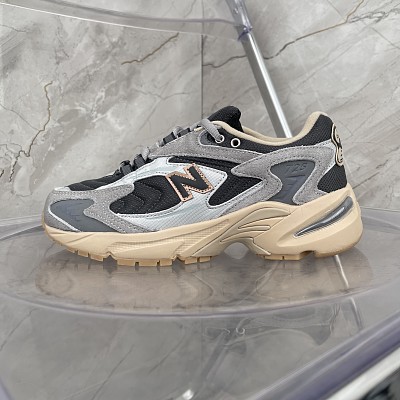 NB Shoes 725-014
