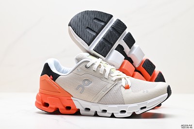 On Cloud Shoes-050